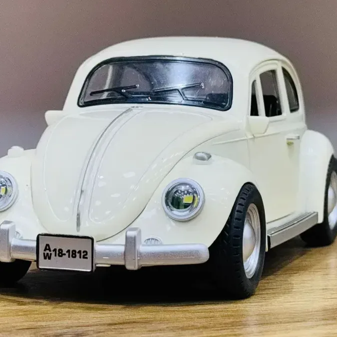 Volkswagen Beetle Klassik Ağ Model – Metal Maket