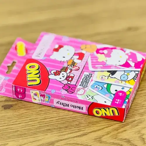 Hello Kitty UNO Kart Oyunu