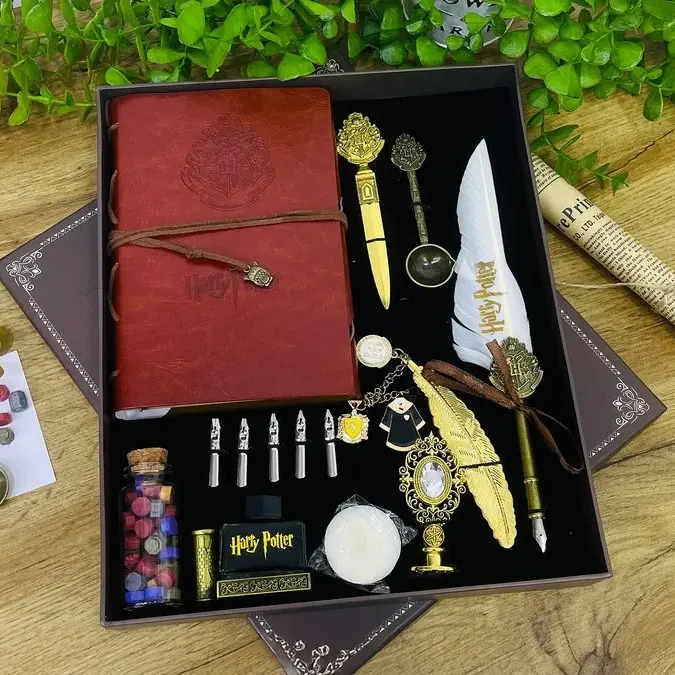 Harry Potter Ağ Lələkli Bloknot Hədiyyə Dəsti