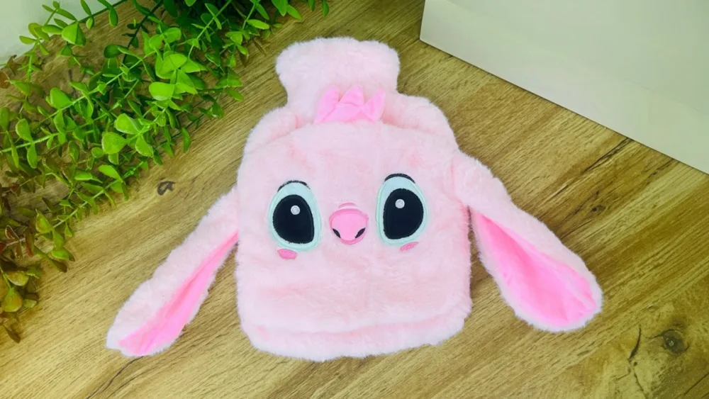 Yumşaq Örtüklü İsti Su Torbası – Stitch Çəhrayı Angel, 1 L