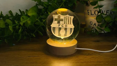 FC Barcelona İşıqlı Kristal Kürə 7,5 x 10 Sm