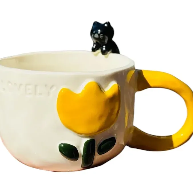 PİŞİK QARA LOVELY CAT SARI FİNCAN FİQURLU