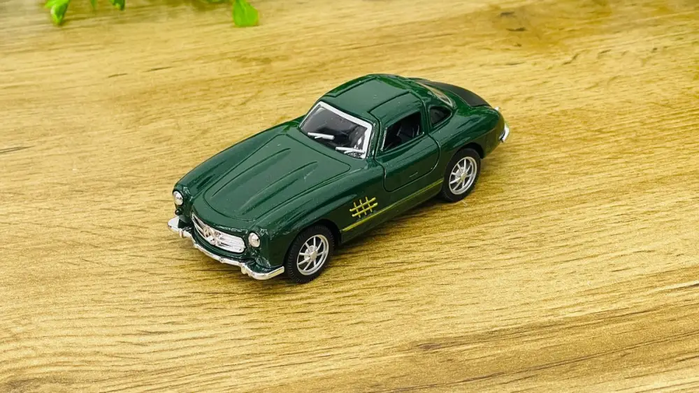 Klassik Mercedes-Benz 300SL Metal Avtomobil Modeli – Yaşıl🚘