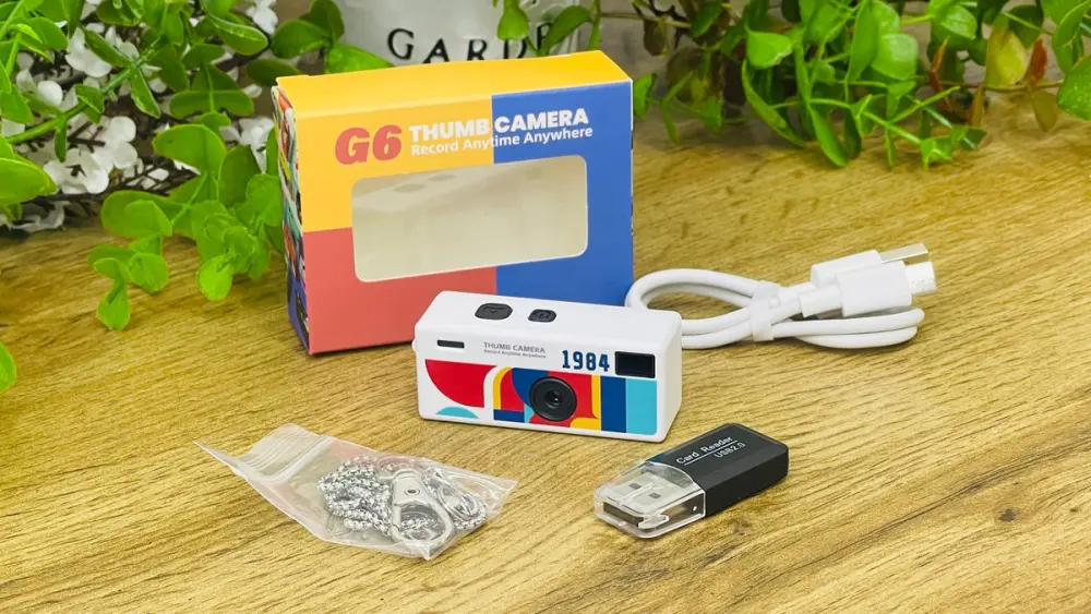 Mini Charm Kamera Ağ – Foto və Video Çəkən Brelok Kamera