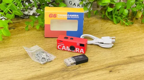 Mini Charm Kamera Qırmızı – Foto və Video Çəkən Brelok Kamera
