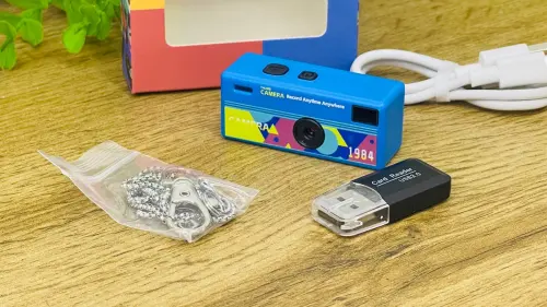 Mini Charm Kamera Göy – Foto və Video Çəkən Brelok Kamera