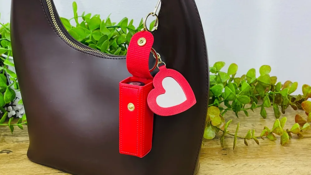 Güzgülü Pomada Qabı Charm Brelok – Qırmızı, Qırmızı