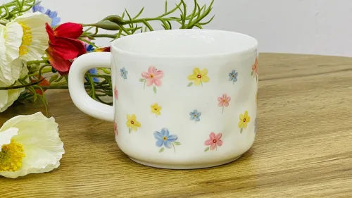 Mini Çiçək Naxışlı Fincan 🌼☕