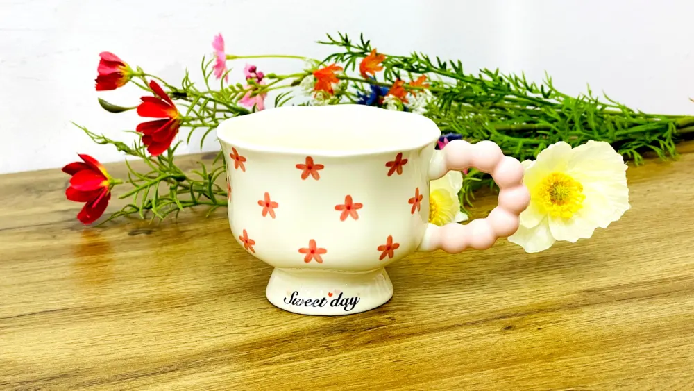 MİRVARİ QULP KREM ULDUZ ÇİÇƏK SWEET DAY FINCAN 28612