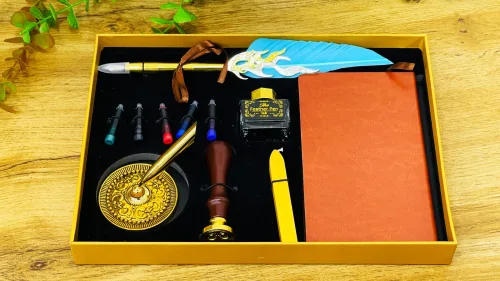 Lələk dəsti qızılı qutu alov qələmli 1851