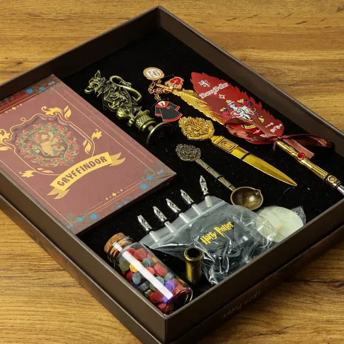 Harry Potter Gryffindor Qələm və Dəftər Dəsti