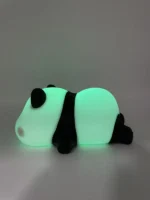 Şipşirin panda lampa – İşıqlı Rahatlıq və Şirinlik! 🐼 Evinizdə isti və rahat bir atmosfer yaratmaq istəyirsiniz? Panda silikon lampa həm dekorativ, həm də funksional xüsusiyyətləri ilə ideal seçimdir! Onun yumşaq işığı və şirin dizaynı həm uşaqların, həm də böyüklərin ürəyini fəth edəcək. 💡✨ 💖 Xüsusiyyətləri: ✔ Material: Yumşaq və ekoloji cəhətdən təmiz silikon – toxunuşda inanılmaz xoş hiss yaradır. ✔ İşıqlandırma: Gözlərə zərər verməyən LED texnologiyası ilə gecələr sakit və rahat atmosfer yaradır. ✔ Şarj İmkanı: 🔋 USB naqillə enerji yığdıqdan sonra naqilsiz istifadə imkanı ✔ Dizayn: Sevimli uzanan panda forması ilə istənilən məkanı daha cazibədar edir. ✔ Ölçü: 6 sm x 13 sm – kiçik və yığcam dizaynı sayəsində istənilən yerdə asanlıqla yerləşdirilə bilər. 🎁 Niyə Almalısınız? ✨ Estetik və rahatlatıcı işıqlandırma – gecələr sakit bir atmosfer yaradır. 🐾 Heyvansevərlər və panda fanatları üçün mükəmməl hədiyyədir! 💡 Gündəlik istifadəyə uyğundur – yataq otağı, iş masası və ya uşaq otağı üçün idealdır. 🎀 Xüsusi günlər üçün mükəmməl hədiyyə seçimidir – ad günləri, 8 Mart və ya Sevgililər Günü üçün unikal sürpriz! Bu sevimli Panda Silikon Lampa ilə rahatlıq və şirinliyi bir arada hiss edin! 🐼✨ 💛 İndi sifariş edin və bu şirin lampanı evinizə gətirin! 😍 Sənin üçün hazırladım! İstəsən başqa bir tərzdə də yaza bilərəm. ❤️