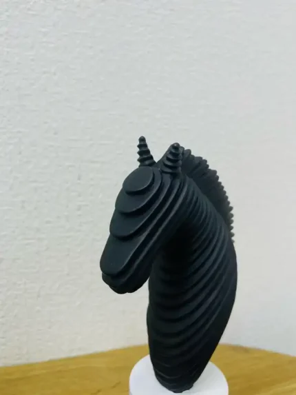 Dekorativ abstrakt At fiquru - Qara