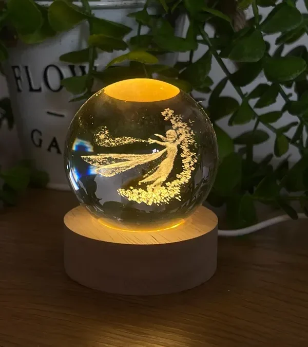 Elsa Frozen Yolu İşıqlı Kristal Kürə (Kiçik 5.5 x 7.5 sm) - Grido hədiyyə mağazası