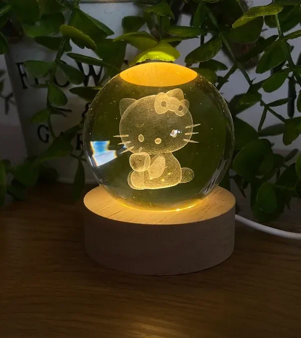 Hello Kitty İşıqlı Kristal Kürə (Kiçik 5.5 x 7.5 sm) - Grido hədiyyə mağazası