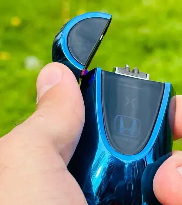 Honda Dizayn Göy Elektron Çaxmaq 957– USB Şarjlı , Windproof Elektrikli Lighter (Blue Metal) - Grido hədiyyə mağazası