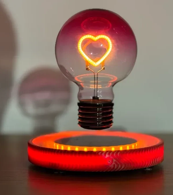 Levitasiyalı LED Lampa (Ürək Dizaynlı) - Grido hədiyyə mağazası
