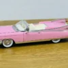 Retro Çəhrayı Cadillac Metal Avtomobil Maketi - Grido hədiyyə mağazası