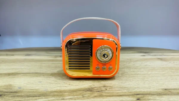 Retro Dizaynlı Narıncı Bluetooth Mini Radio Səsucaldıcı - Grido hədiyyə mağazası
