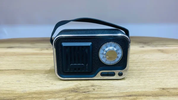 Retro Görünüşlü Qara FM Radiolu Bluetooth Səsucaldıcı - Grido hədiyyə mağazası