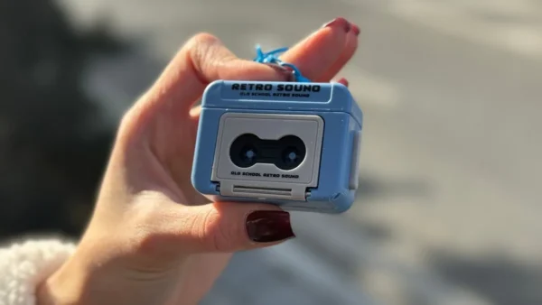 Retro Səs Yazan Mini Pleyer 5,5 sm ( Təkli, Rəng Seçimi) - Grido hədiyyə mağazası