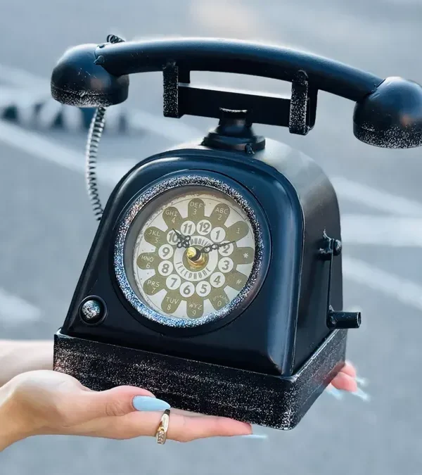 Retro Telefon Formalı Qara Saat Metal 26 x 23 sm - Grido hədiyyə mağazası