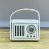 Retro Üslublu Krem FM Radiolu Bluetooth Səsucaldıcı - Grido hədiyyə mağazası