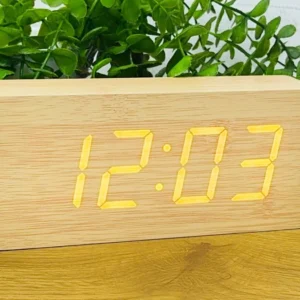 Sarı Taxta Görünüşlü LED Masaüstü Saat 21 Sm - Grido hədiyyə mağazası