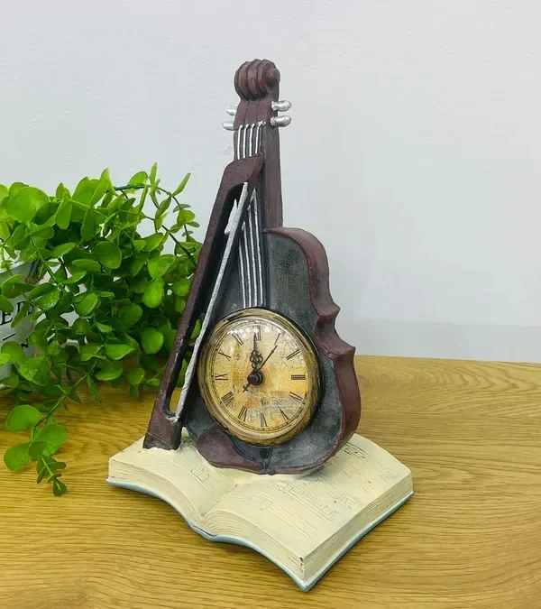 Skripka Dizaynlı Retro Masaüstü Saat (25 × 15 sm) - Grido hədiyyə mağazası