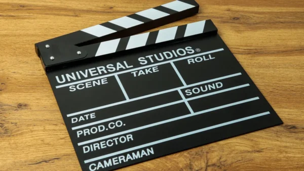 Universal Studios Film Klapan - Grido hədiyyə mağazası