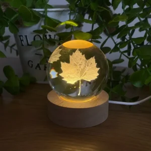 Yarpaq İşıqlı Kristal Kürə (Kiçik 5.5 x 7.5 sm) - Grido hədiyyə mağazası