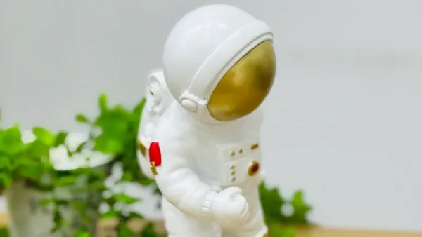 Astronavt Futbolçu Dekoru Kosmonavt Suvenir Astronavt Futbolçu Dekoru Kosmonavt Suvenir - Grido hədiyyə mağazası