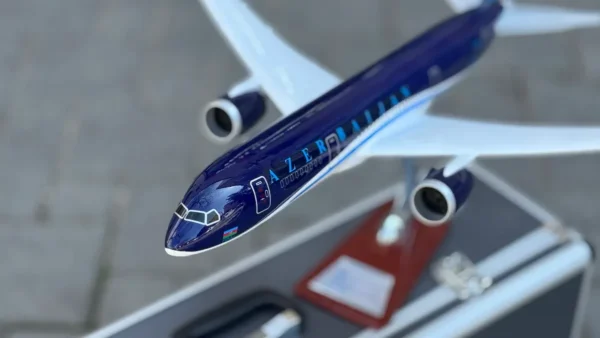 AZAL Təyyarə Maketi (Azerbaijan Airlines) 60 x 60 x 30 SM AZAL Təyyarə Maketi (Azerbaijan Airlines) 60 x 60 x 30 SM - Grido hədiyyə mağazası