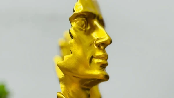 Modern Face Art Dekoru Qızılı Kar Suvenir 20 x 10 Sm - Grido hədiyyə mağazası