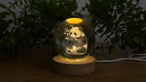 Panda Bambu İşıqlı Kristal Kürə (Böyük 7.5 x 10 sm) - Grido hədiyyə mağazası