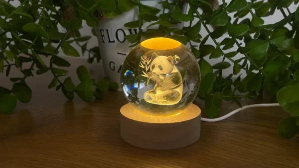 Panda tək İşıqlı Kristal Kürə (Kiçik 5.5 x 7.5 sm) - Grido hədiyyə mağazası