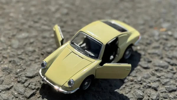 Porsche 911 (1964-cü il) 13 sm 1:32 - Grido hədiyyə mağazası