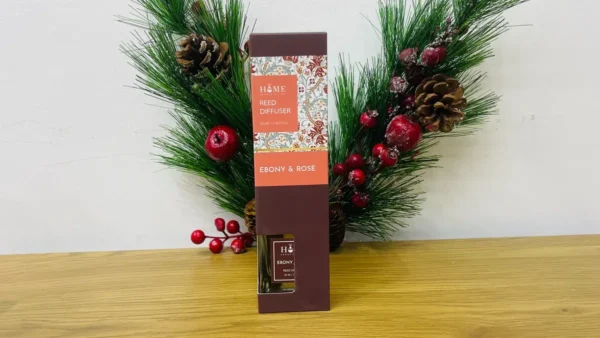 Qara Ağac və Qızılgül Qoxulu Otaq Ətri (50 ml) Qara Ağac və Qızılgül Qoxulu Otaq Ətri (50 ml) - Grido hədiyyə mağazası