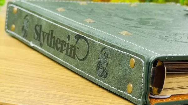 Slytherin Premium Bloknot Slytherin Premium Bloknot - Grido hədiyyə mağazası