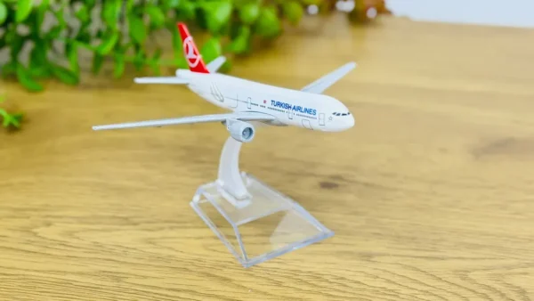 Təyyarə Modeli – Turkish Airlines (15×15 sm) Türkiyə Təyyarəsi Təyyarə Modeli – Turkish Airlines (15×15 sm) Türkiyə Təyyarəsi - Grido hədiyyə mağazası