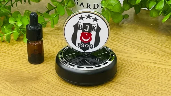 Avtomobil üçün Beşiktaş Klub Dizaynlı Ətirləndirici Avtomobil üçün Beşiktaş Klub Dizaynlı Ətirləndirici - Grido hədiyyə mağazası
