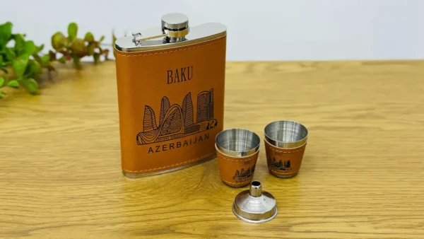 “Baku Azerbaijan” Xüsusi Hədiyyə Seti “Baku Azerbaijan” Xüsusi Hədiyyə Seti - Grido hədiyyə mağazası