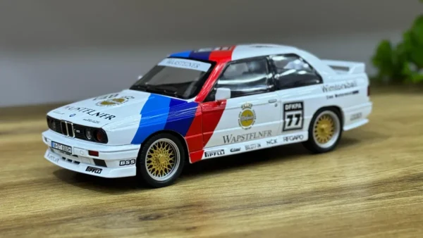 BMW Klassik Yarış Avtomobili Metal Maket - Grido hədiyyə mağazası
