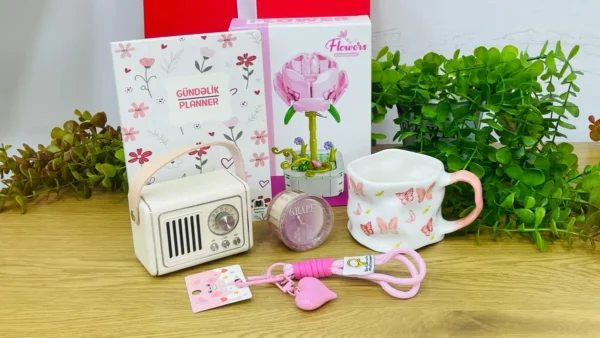 Çəhrayı Hədiyyə Qutusu , Gift Box , Çəhrayı Dəst Çəhrayı Hədiyyə Qutusu , Gift Box , Çəhrayı Dəst - Grido hədiyyə mağazası
