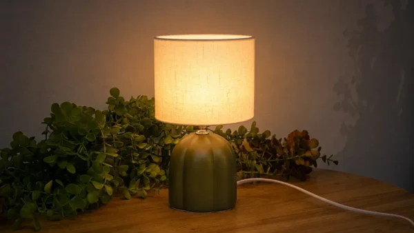 Dekorativ Yaşıl Keramika Masaüstü Lampa – 27 sm - Grido hədiyyə mağazası