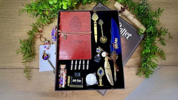 Harry Potter Göy Lələkli Bloknot Hədiyyə Dəsti - Grido hədiyyə mağazası