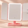 LED İşıqlı Qatlı Stolüstü Makiyaj Güzgüsü Çəhrayı LED İşıqlı Qatlı Stolüstü Makiyaj Güzgüsü Çəhrayı - Grido hədiyyə mağazası