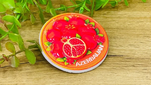 Nar Motivli Azərbaycan Soyuducu Maqnit Nar Motivli Azərbaycan Soyuducu Maqnit - Grido hədiyyə mağazası