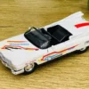 Retro Cabrio Metal Model Maşın – Ağ (11 sm) - Grido hədiyyə mağazası