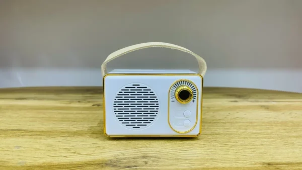 Retro Dizaynlı Ağ Bluetooth Mini Səsucaldıcı - Grido hədiyyə mağazası